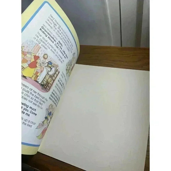 Play Mask Book **Little Red Riding Hood1990- Unused by Watermill Press - Picture 5 of 5